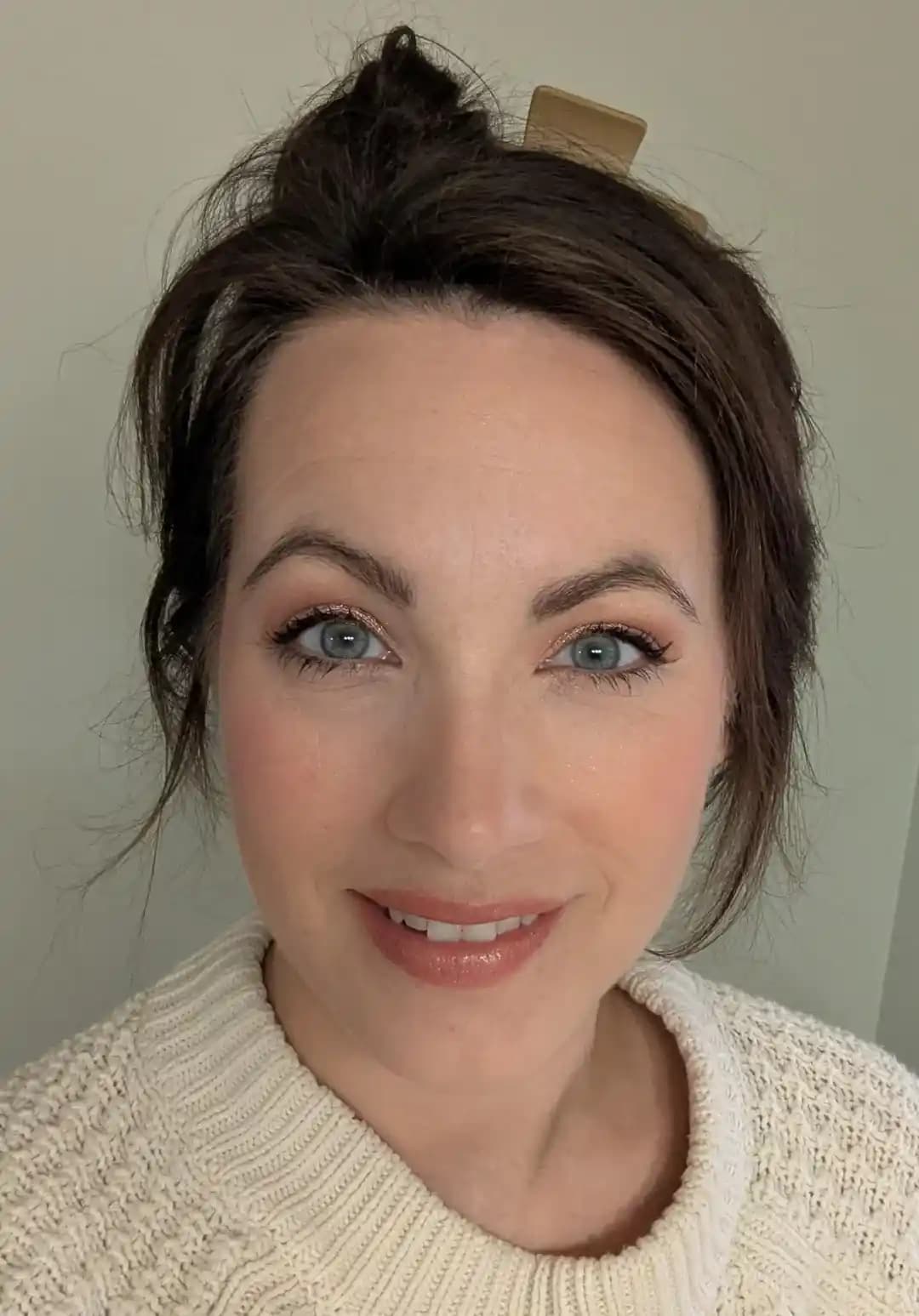 Düğün Makyajında Başarılı DIY İçin Cilt Bakımı, Ürün Seçimi ve Kalıcılık Önerileri