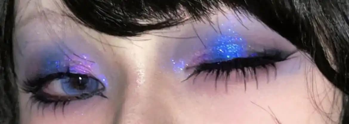 İridesan Göz Farı Görünümünü Evde Yaratmak İçin Ürün ve Uygulama Teknikleri