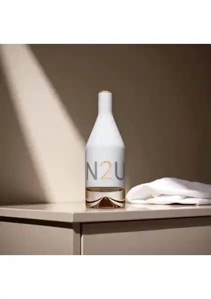 Calvin Klein IN2U Edt 150 Ml Kadın Parfümü Modern ve Ferah Bir Günlük Seçenek