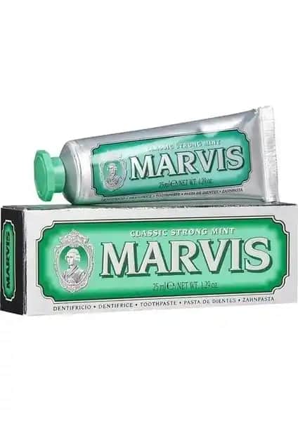Marvis Classic Strong Mint Diş Macunu: Uzun Süreli Ferahlatıcı ve Güçlü Temizlik Sağlar