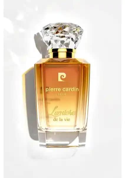 Pierre Cardin Lumiere De La Vie Edp 50 ml kadın parfümü şıklık ve zarafet sunar