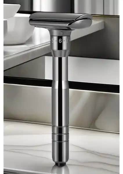 Qualis Q17 Ayarlanabilir Full Metal Tıraş Makinesi ile Konforlu ve Uzun Ömürlü Kullanım