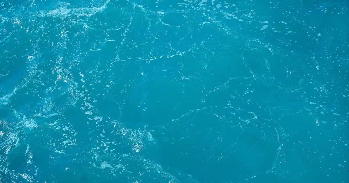 Kadın Hijyeni İçin Ped Uzun Modellerinin Özellikleri ve En İyi Seçenekler