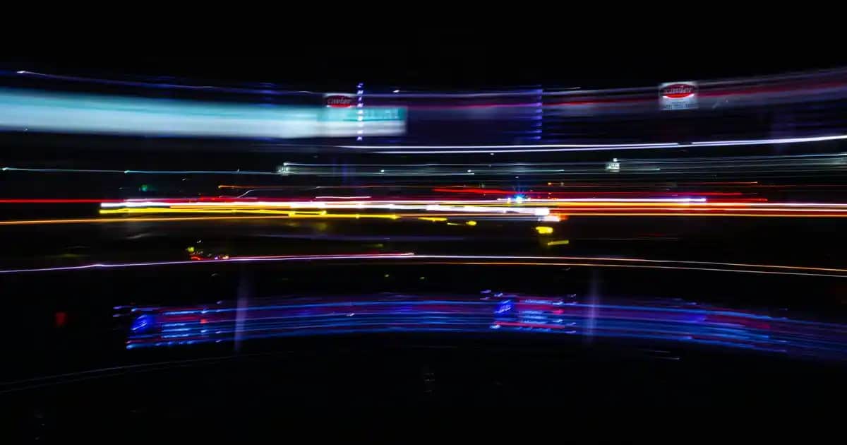 Loreal Gri ve Beyaz Saçlar İçin Renk Dengeleyici ve Parlaklık Sağlayan Şampuanlar