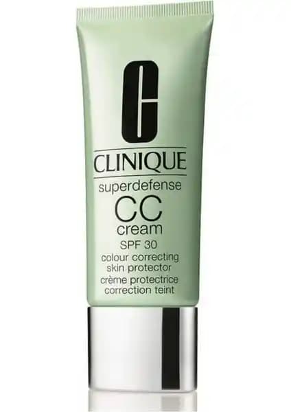 Clinique Superdefense SPF30 Yağsız CC Krem: Cilt Koruma ve Ton Eşitleme Çözümü