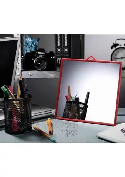 Koçlar Katlanabilir Makyaj ve Tıraş Aynası - Pratik ve Şık Tasarım, Seyahat İçin Uygun