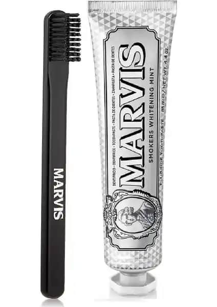 Marvis Smokers Mint Diş Macunu ve Black Orta Sert Diş Fırçası ile Günlük Ağız Bakımınızı Güçlendirin