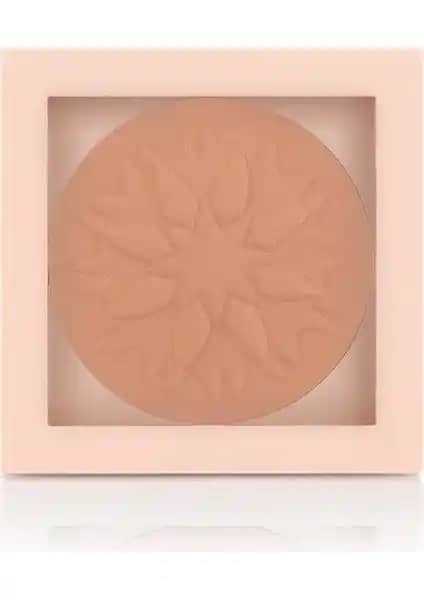 Pastel Show Show Your Purity Pudra No:102 – Doğal ve Mat Görünüm Sağlayan Makyaj Ürünü