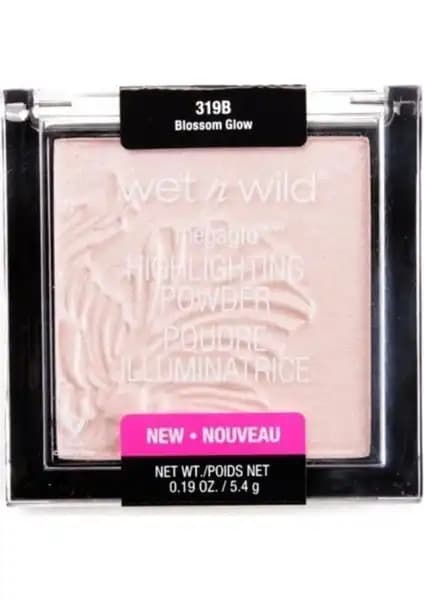 Wet N Wild Megaglo Blossom Glow Ayıldızlatıcı Pudra Doğal Parlaklık ve Işıltı Sağlar