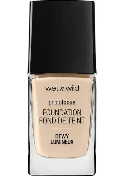 Wet N Wild Photo Focus Dewy Lumineux Fondöten Nude Ivory ile Doğal ve Parlak Cilt Görünümü