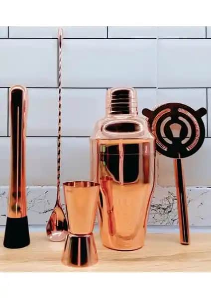 Bakır Kaplama Kokteyl Seti Profesyonel ve Şık İçki Hazırlama Ekipmanı