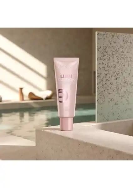 L'Oréal Paris Glotion All-in-one Doğal Işıltı 901 - Çok Yönlü ve Nemlendirici Aydınlatıcı