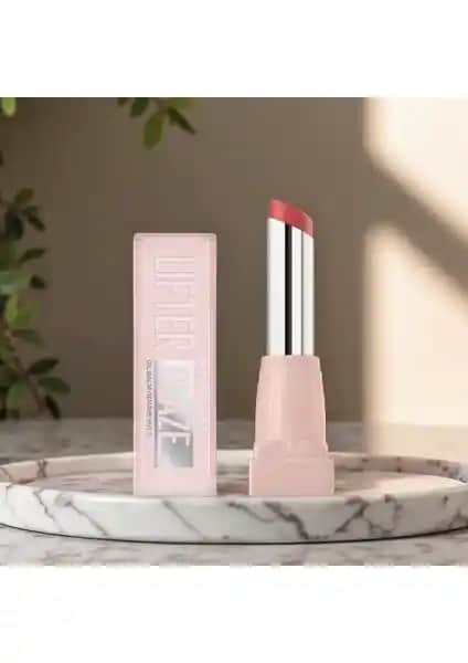 Maybelline New York Lifter Glaze Dudak Balmı Shea Yağı ve Hyalüronik Asit İçeriğiyle Doğal Parlaklık Sağlar