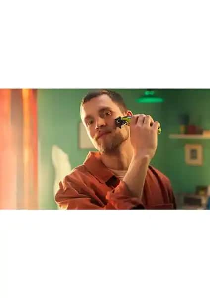 Philips Yeşil QP2724/20 OneBlade Yüz Şekillendirici: Çok Yönlü ve Hızlı Şarjlı Erkek Bakım Cihazı