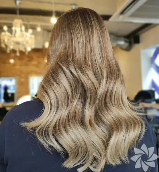 2024 Yılının En Popüler Saç Renkleri ve Trendleri Hakkında Detaylı Rehber