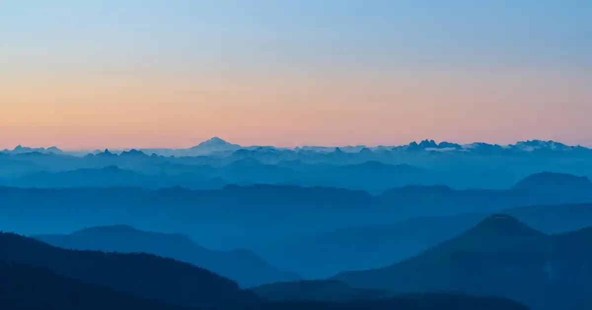 Anne Öpücüğü Stick: Doğal İçeriklerle Çok Amaçlı Cilt ve Dudak Bakımı Ürünü