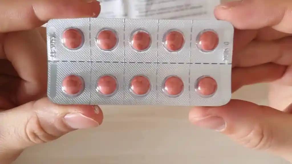 Adet Döneminde Ağrı Kesici Kullanımı ve Kozmetik Etkiler Hakkında Bilinçli Yaklaşımlar