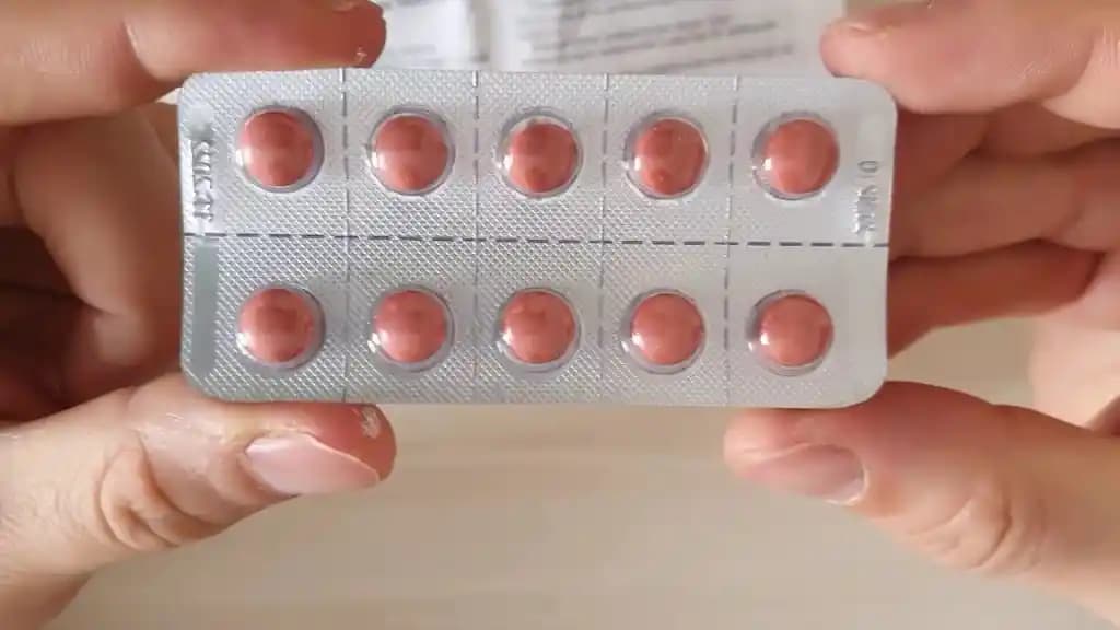 Adet Döneminde Ağrı Kesici Kullanımı ve Kozmetik Etkiler Hakkında Bilinçli Yaklaşımlar