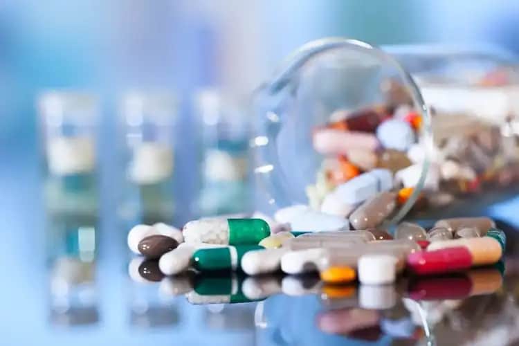 B12 Vitamini Etki Süresi ve Kozmetik ile Sağlıkta Kullanım Süreleri