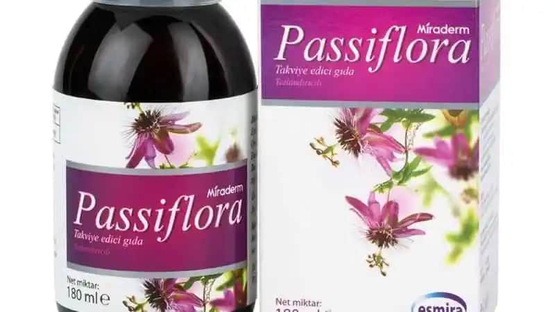 Bitkisel Sakinleştirici Şuruplar: Doğal Yöntemlerle Ruh Hali ve Uyku Kalitesini Artırma