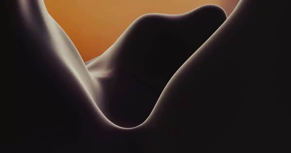 C Vitamini ve Arbutin: Cilt Sağlığı İçin Güçlü Bir Kombinasyon Analizi