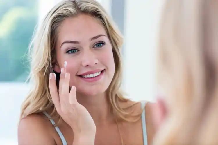 C vitamini ve cilt beyazlatma etkileri: gerçekler ve doğru kullanım yöntemleri