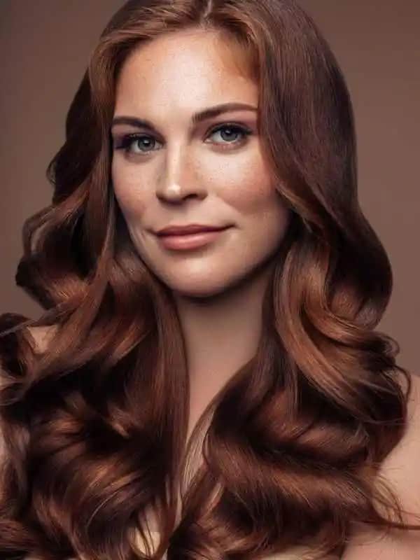 Çikolata Kızıl Saç Rengi: Doğal ve Çekici Bir Kozmetik Trend Analizi ve Uygulama Rehberi