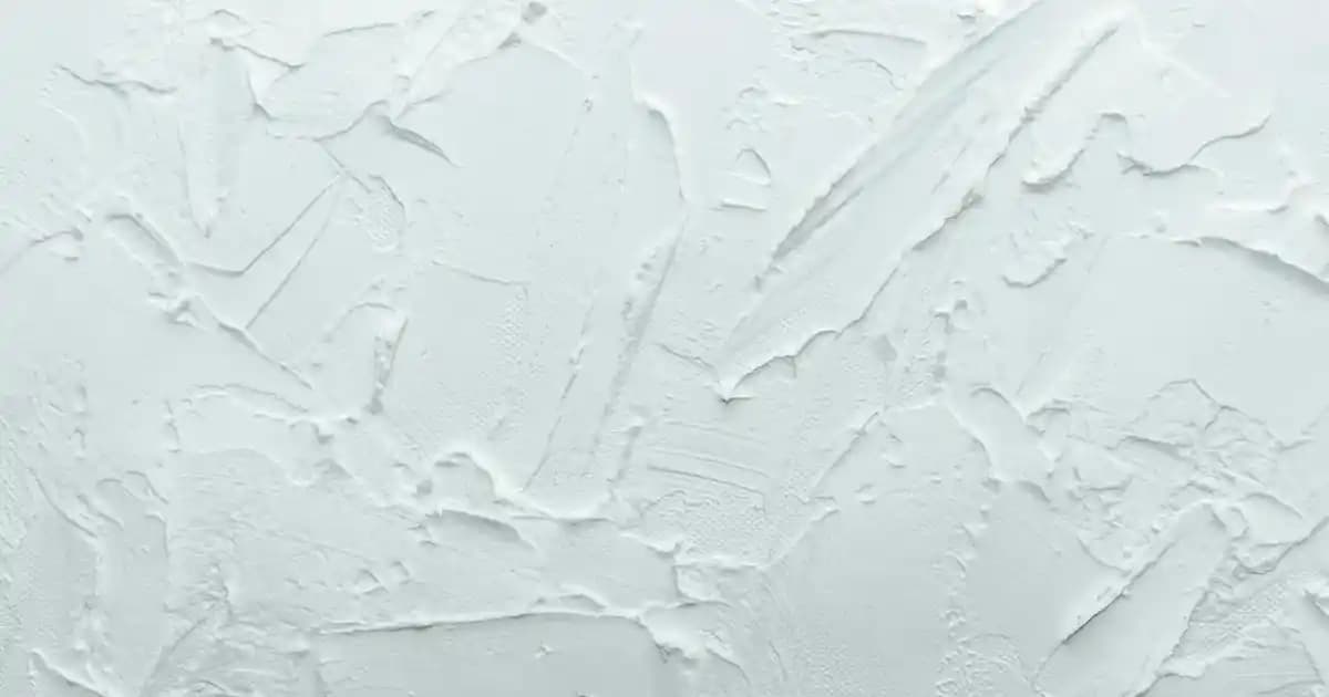 Çilek Kızılı Saç Rengi: Moda ve Güzellik Trendlerinde Parlayan Seçenek