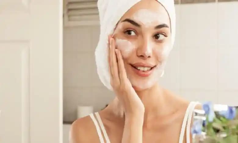 Cilt Bakımı Rehberi: Sağlıklı ve Işıltılı Bir Cilt İçin En İyi Tavsiyeler