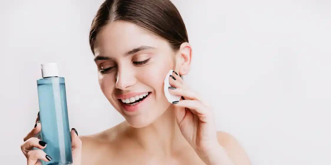 Cilt Bakımında Tonik Kullanımının Önemi ve Doğru Seçim Rehberi