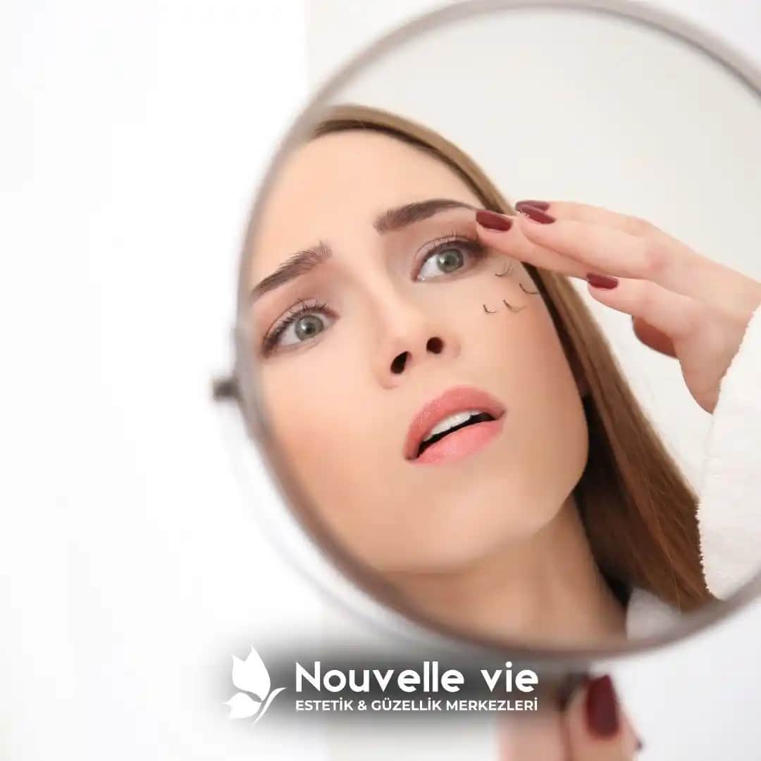 Deri Neden Dökülür ve Sağlıklı Bir Cilt İçin Alınması Gereken Önlemler