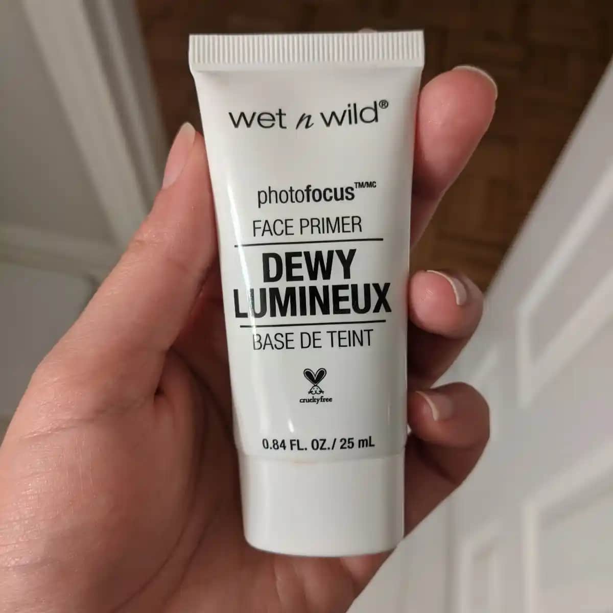 Dewy Lumineux Trendi: Doğal ve Sağlıklı Parlak Cilt İçin En İyi Yöntemler