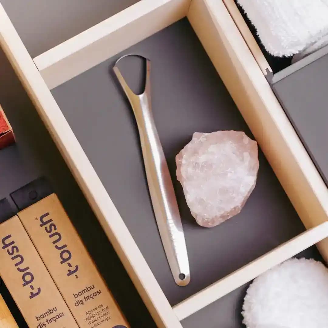 Dil Temizleyicilerin Faydaları ve Kullanım Alanları Üzerine Kapsamlı Bir İnceleme