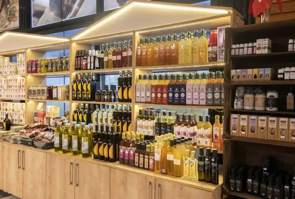 Doğal Ürünler Dükkanları Kozmetikte Sağlıklı ve Sürdürülebilir Güzellik Çözümleri