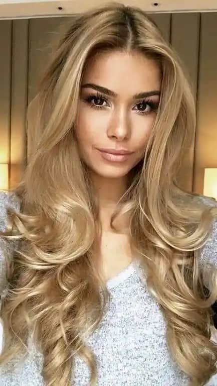 Dore Sarı Saç Rengi Kataloğu ve Uygun Ton Seçimi İçin Kapsamlı Rehber