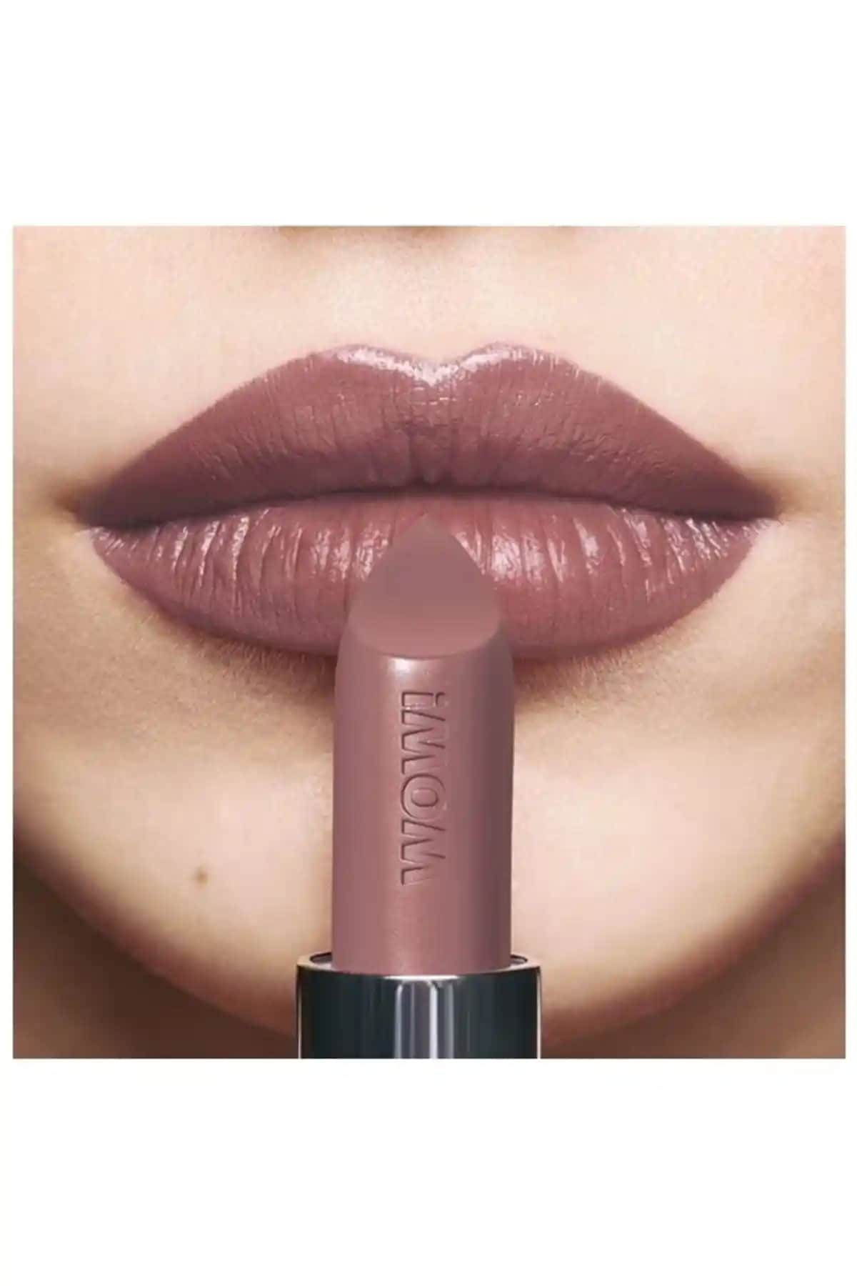 Dudak Dolgunlaştırıcı Rujlar ve Doğal Yöntemlerle Dolgun Dudaklar Elde Etme Rehberi