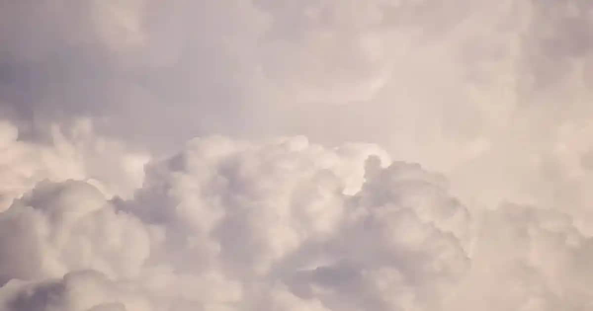 Dudak Nemlendiricisinin Önemi ve Doğru Kullanımıyla Sağlıklı Dudaklar