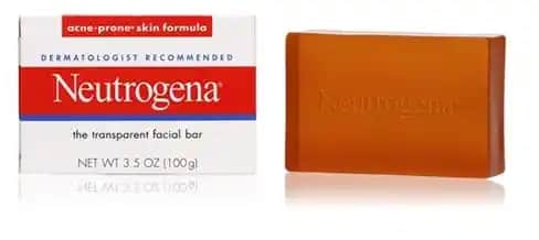 Eczanede Satılan Sivilce Sabunları: Cilt Sağlığı İçin Doğru Seçenekler ve Kullanım İpuçları