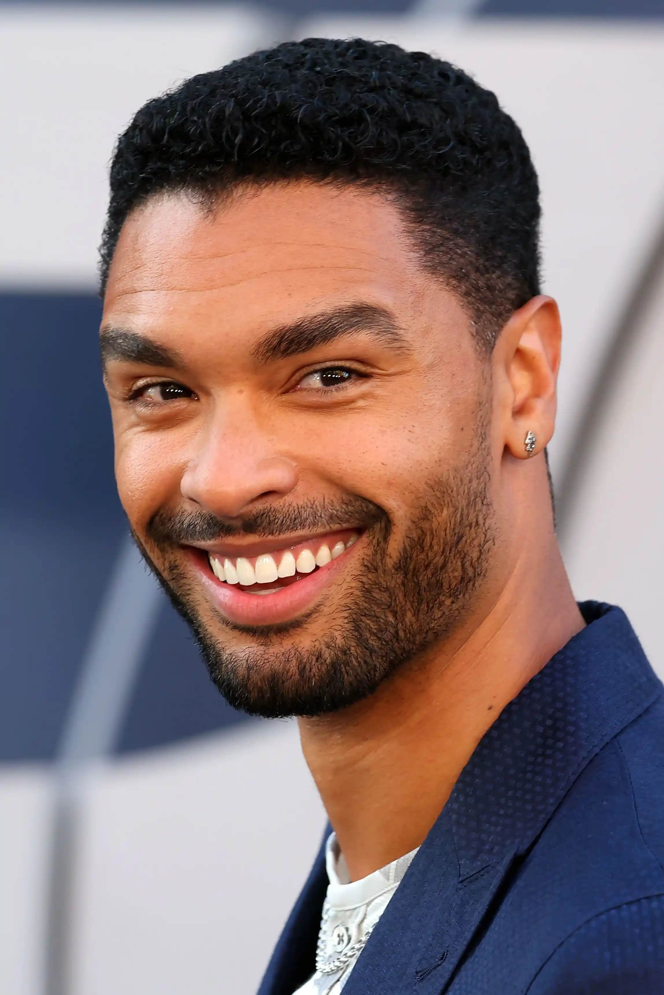 Erkek Kozmetiği ve Bakım Trendleri: Güncel Uygulamalar ve Geleceğe Yönelik İpuçları