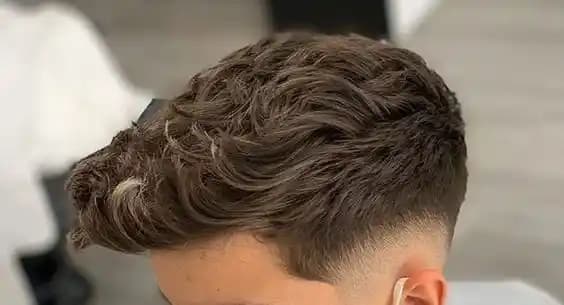 Erkeklerde Kalın Telli Saçlar İçin Bakım ve Stil Rehberi