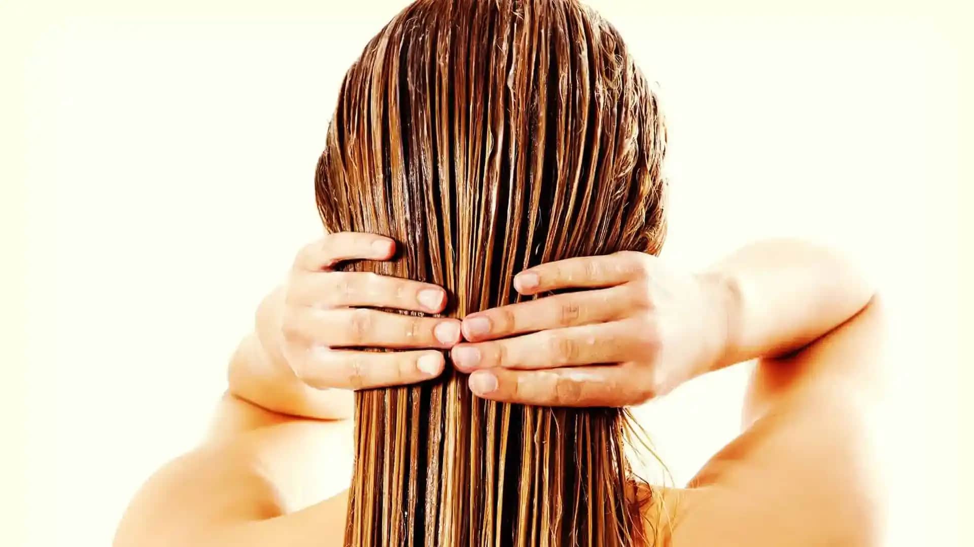 Evde Doğal Saç Maskeleri ile Saç Sağlığınızı Koruyun ve Parlaklık Kazanın