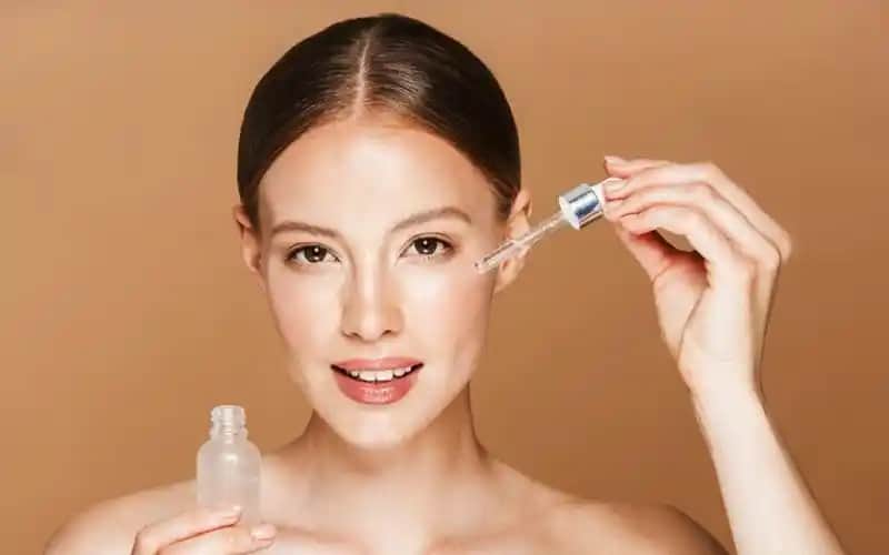 Gliserin ve Yüz Bakımında Kullanımı: Güvenli ve Etkili Cilt Bakımı Rehberi