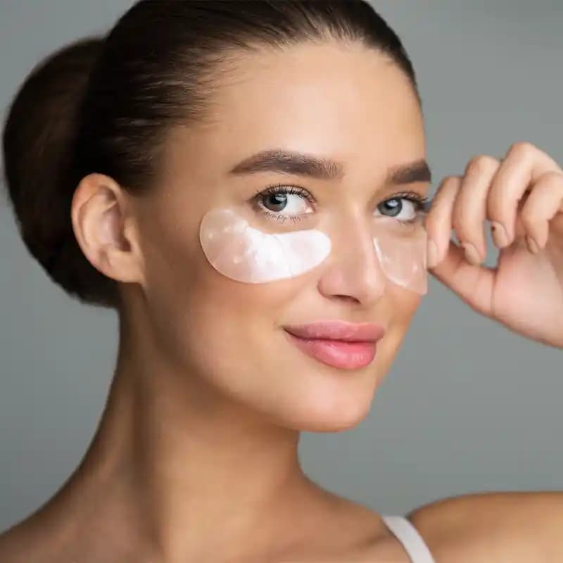 Göz Altı Sivilceleri Neden Olur ve Etkili Çözüm Yolları Nelerdir