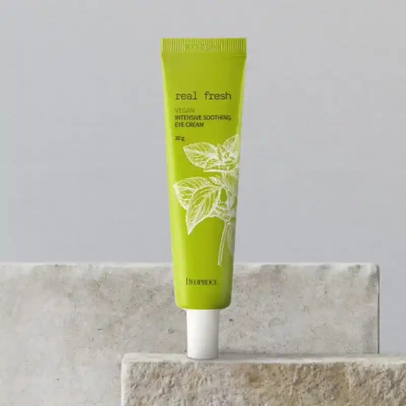 Göz Çevresi Bakımında Doğru Göz Kremi Seçimi ve 'Real Fresh Göz Kremi' Rehberi