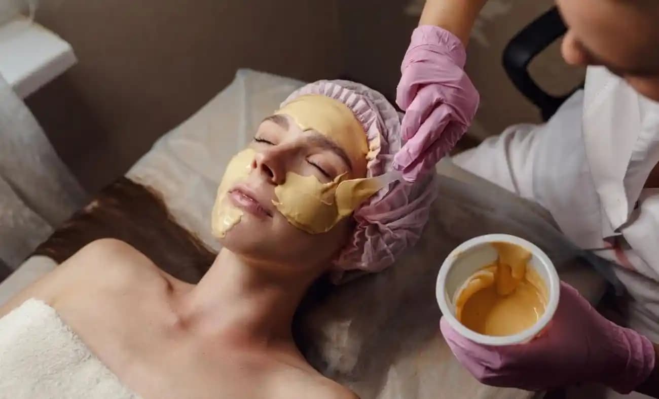 Gözenek Temizliği ve Cilt Sağlığı İçin Bilimsel ve Doğal Yöntemler Rehberi