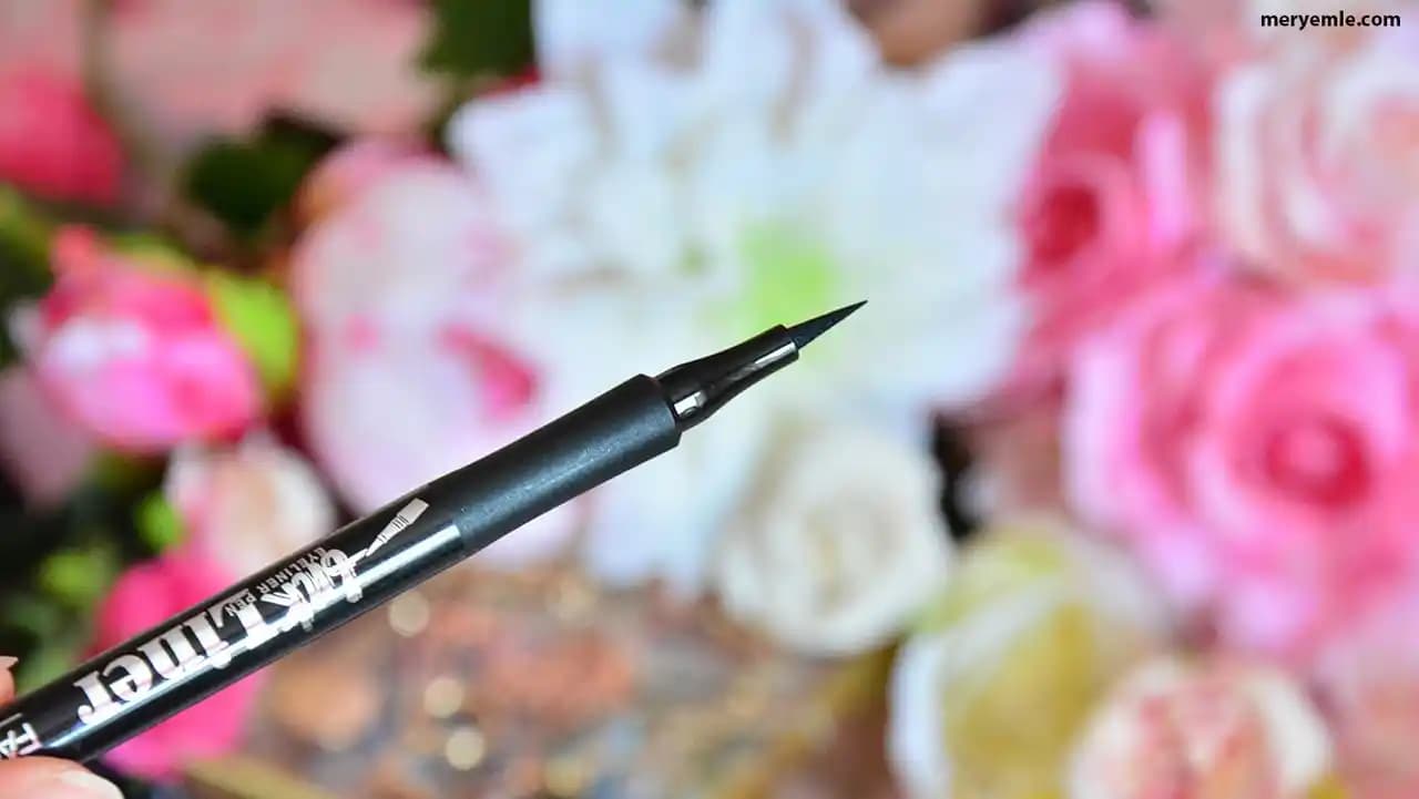 Gözleri Vurgulayan Liner Kalemleri: Kullanım İpuçları ve Trendler