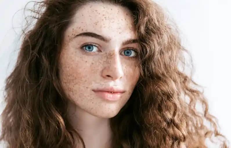 Güneş Lekeleri ve Cilt Bakımında Güncel Yaklaşımlar ve Korunma Yöntemleri