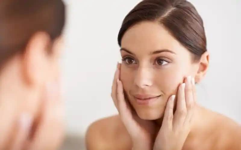 Hassas Cilt Türleri ve Doğal Bakım Yöntemleri Hakkında Kapsamlı Rehber