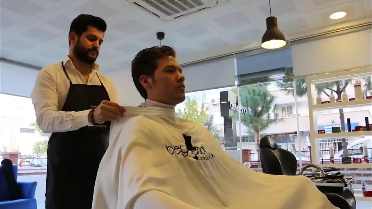 İzmir’de Erkek Kuaförleri: Modern Hizmetler ve Trendler Hakkında Kapsamlı Rehber