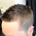 Kadınlar İçin Modern ve Çekici 12 Numara Saç Kesimi Rehberi ve Stil İpuçları